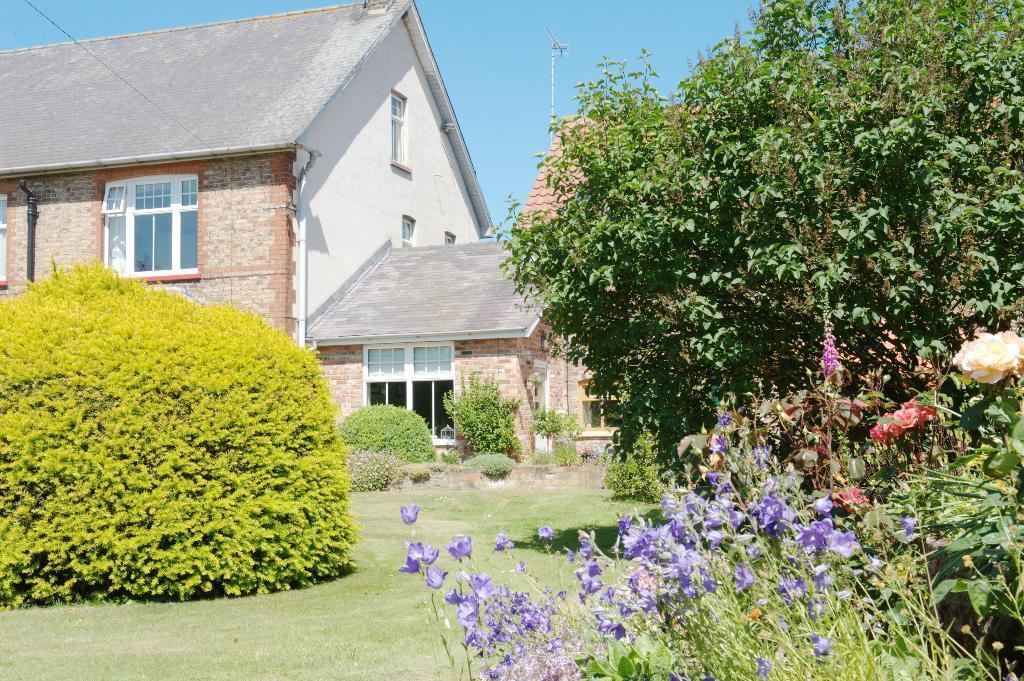 Bed and Breakfast The Beeches Wansford  Экстерьер фото